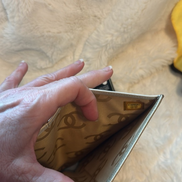 CHANEL Champagne Flap Wallet leather Authentic interior fabric clean w/card - Picture 9 of 9